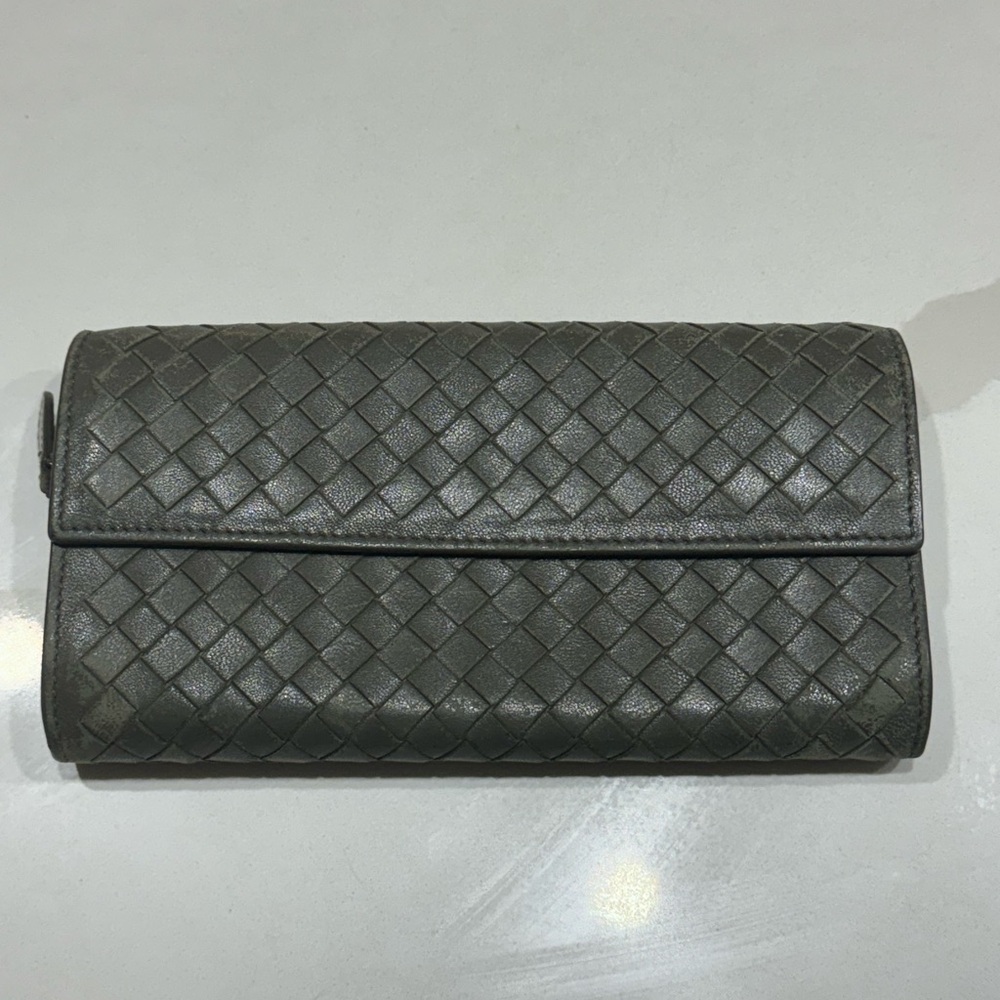 Bottega Veneta Wallet Long Gray Long Gray Lambskin- Gray / Lambskin